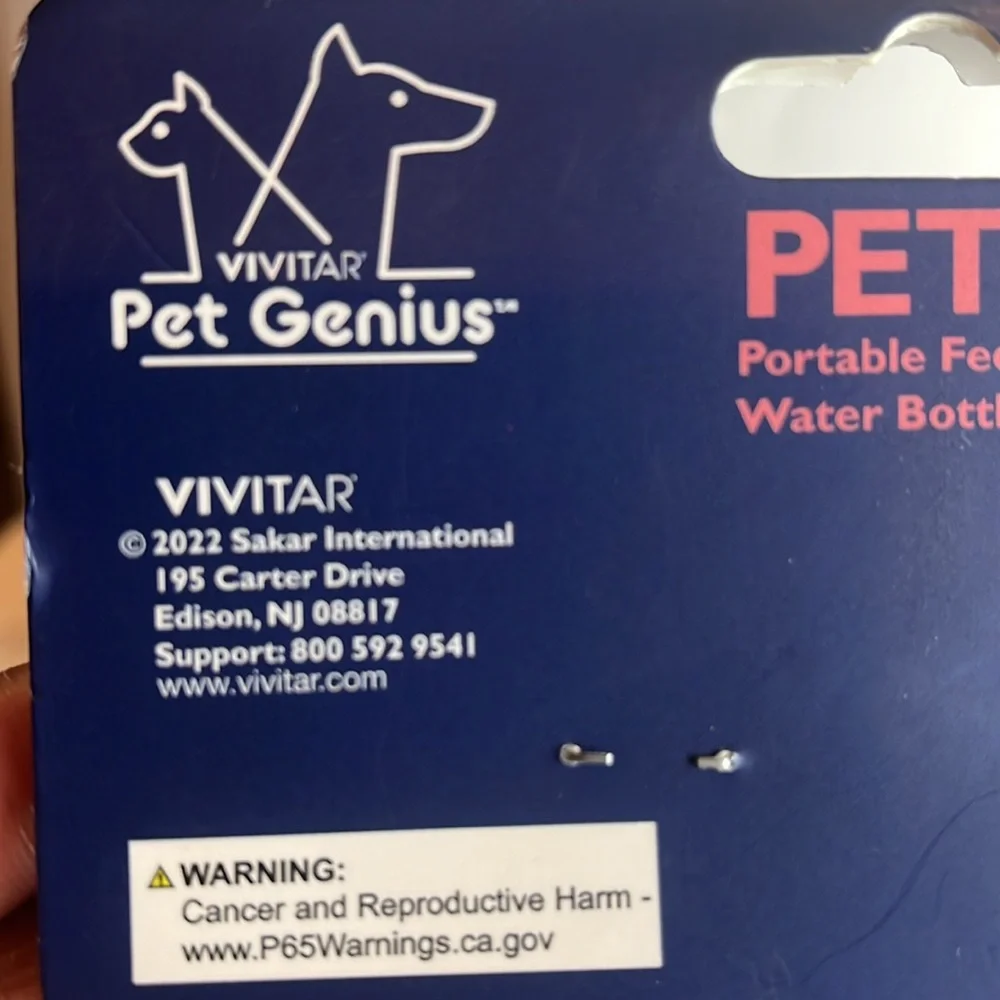 Vivitar Pet Portable Feeder & Water Bottle NWT
